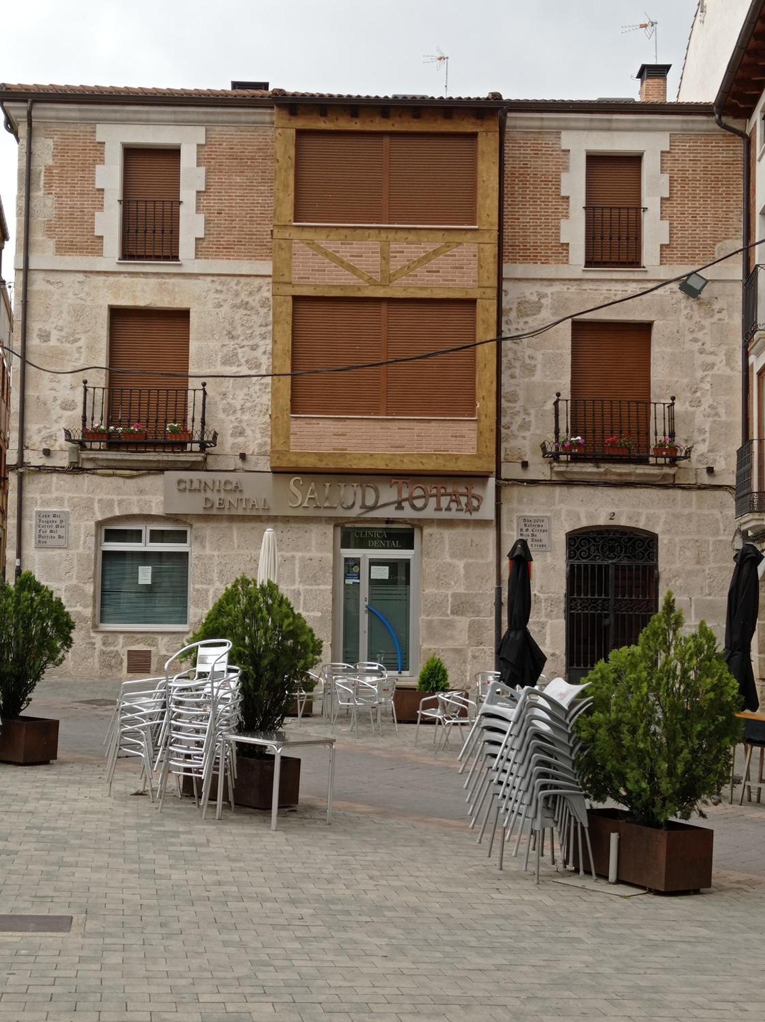 Apartamentos Turisticos Empecinado Roa Exterior photo